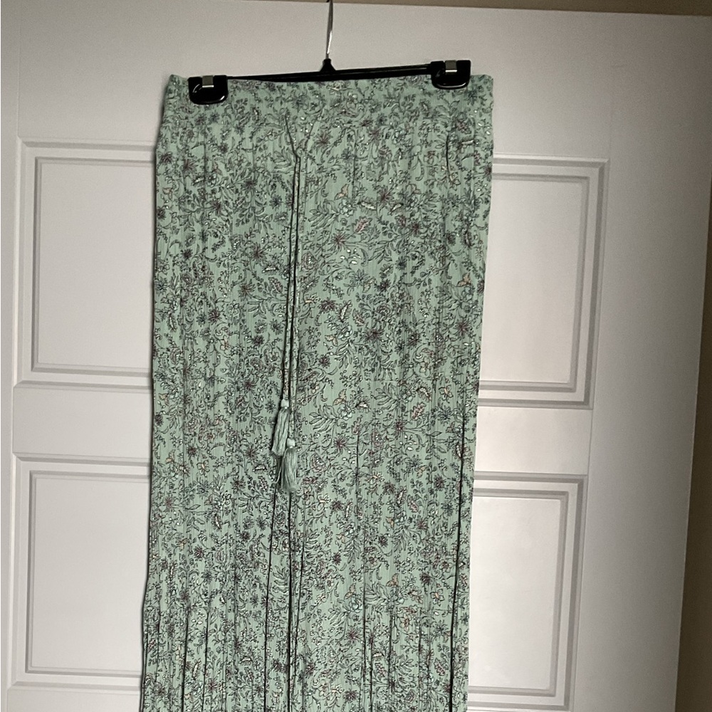 Boho Tassel Pants - Picture 5 of 6